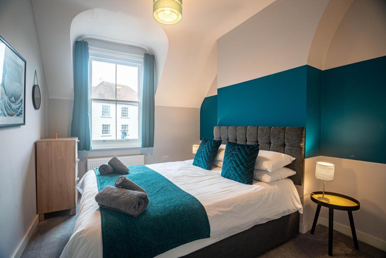The Becket - Three Bedroom City Centre House With Parking Κάντεμπερι Εξωτερικό φωτογραφία