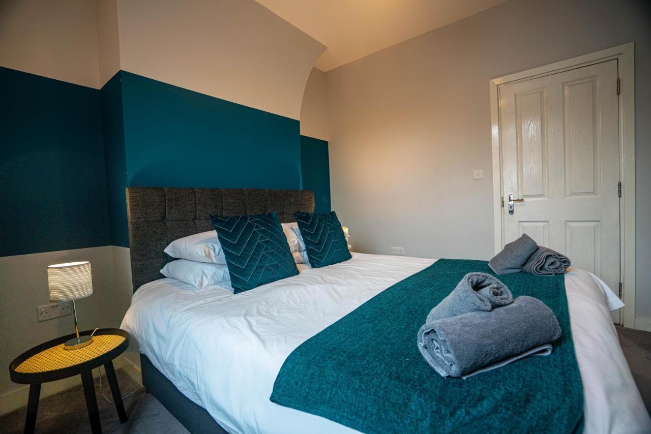The Becket - Three Bedroom City Centre House With Parking Κάντεμπερι Εξωτερικό φωτογραφία